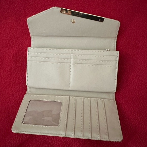 Purse & Wallet Set - Picture 8 of 9